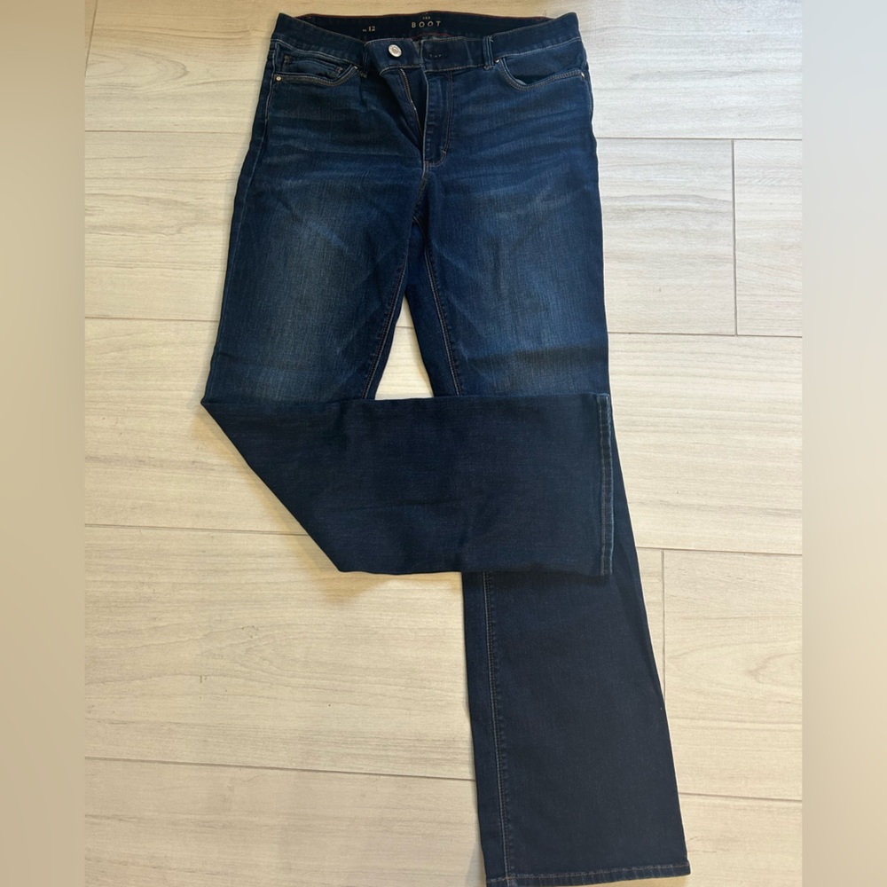 White House black market boot cut jeans